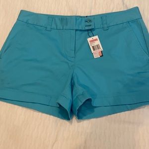 Women’s NWT size 6 vineyard vines shorts